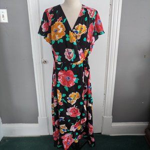 Floral who what wear wrap dress